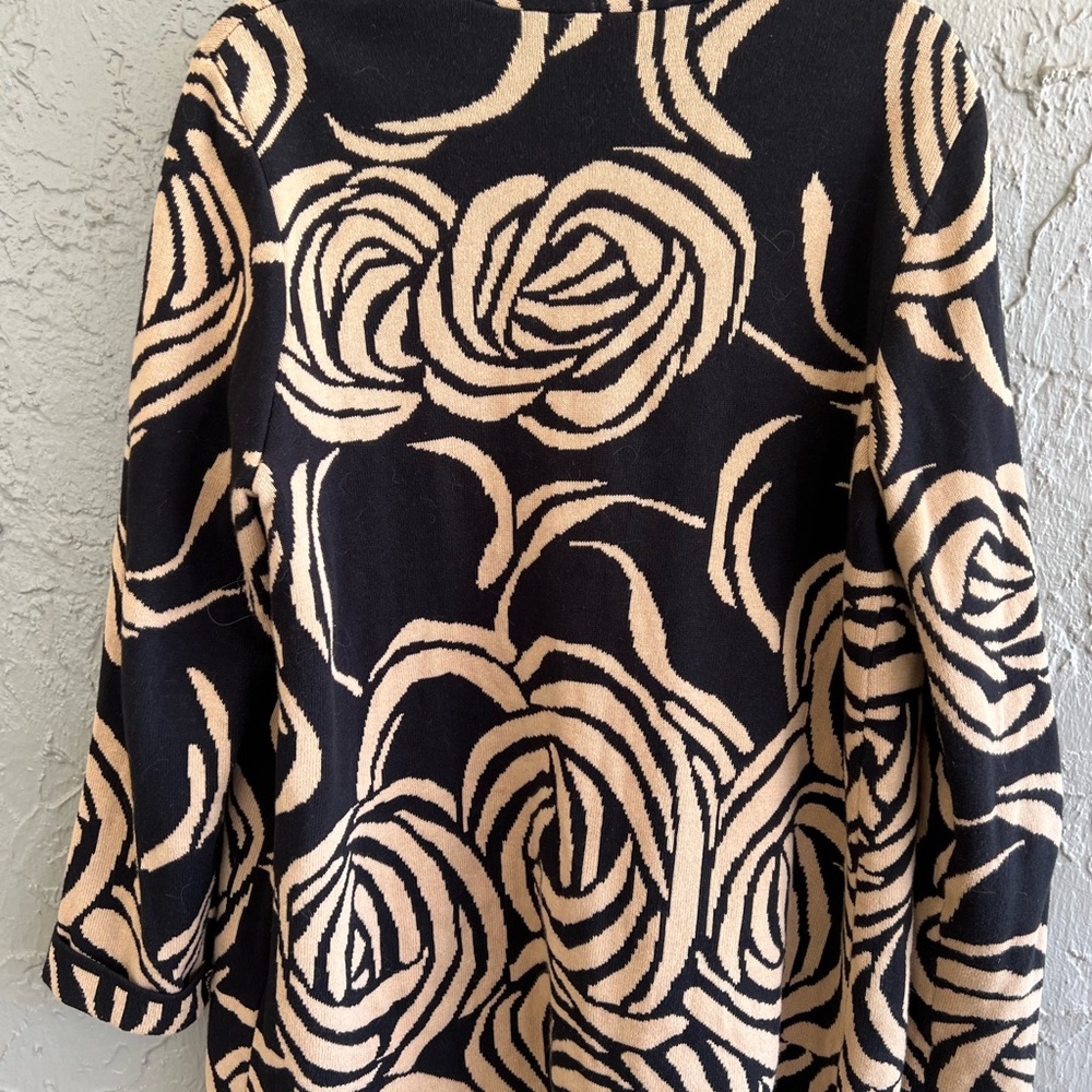 Chico's Black and Cream Rose Pattern Cardigan - Picture 3 of 8